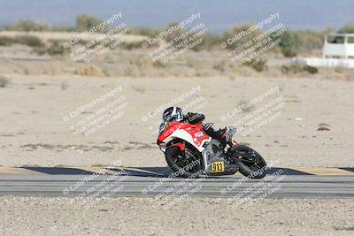 media/Dec-07-2025-CVMA (Sun) [[3e7d2de5dc]]/Race 9-Formula UL Shootout/